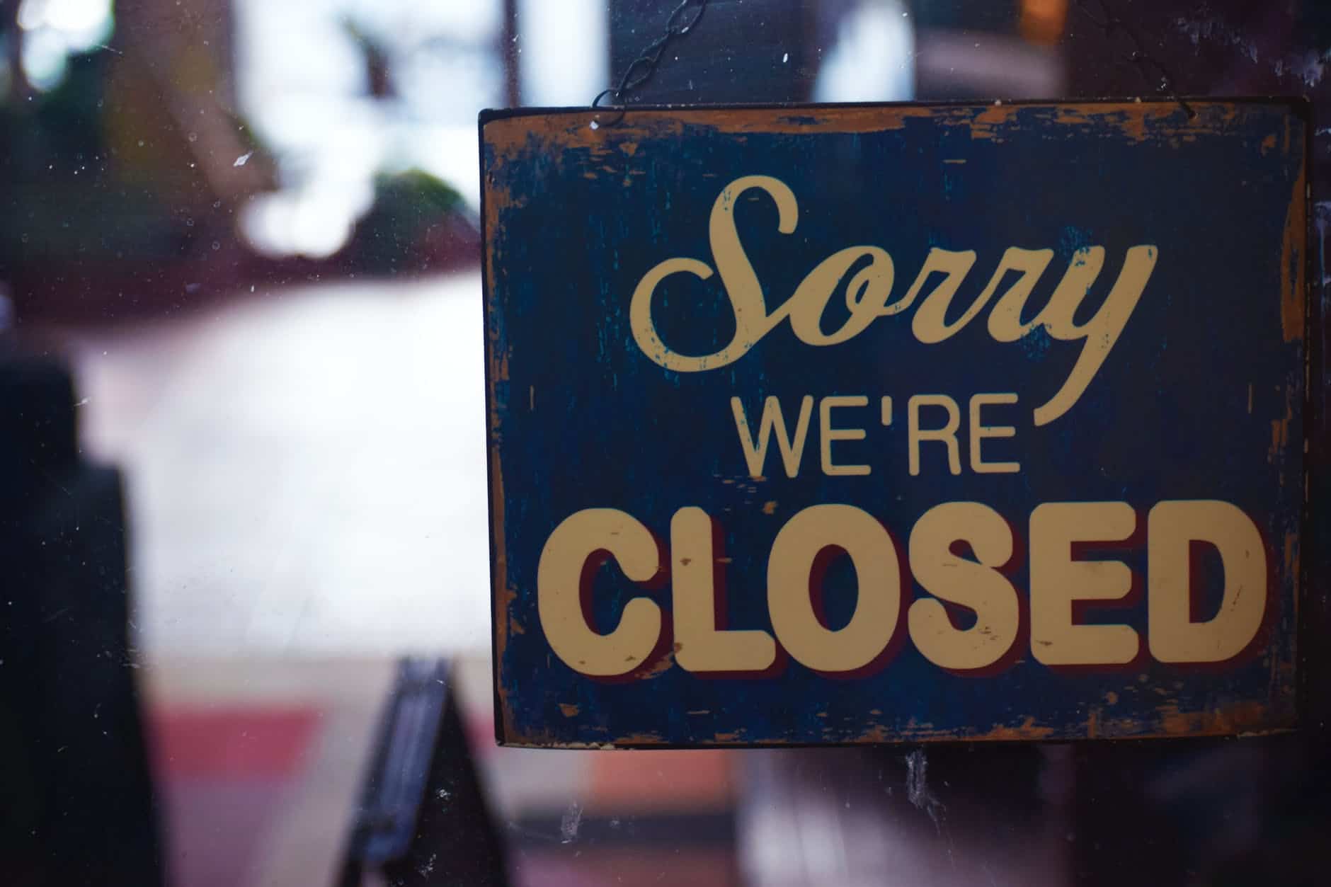 art business closed logo