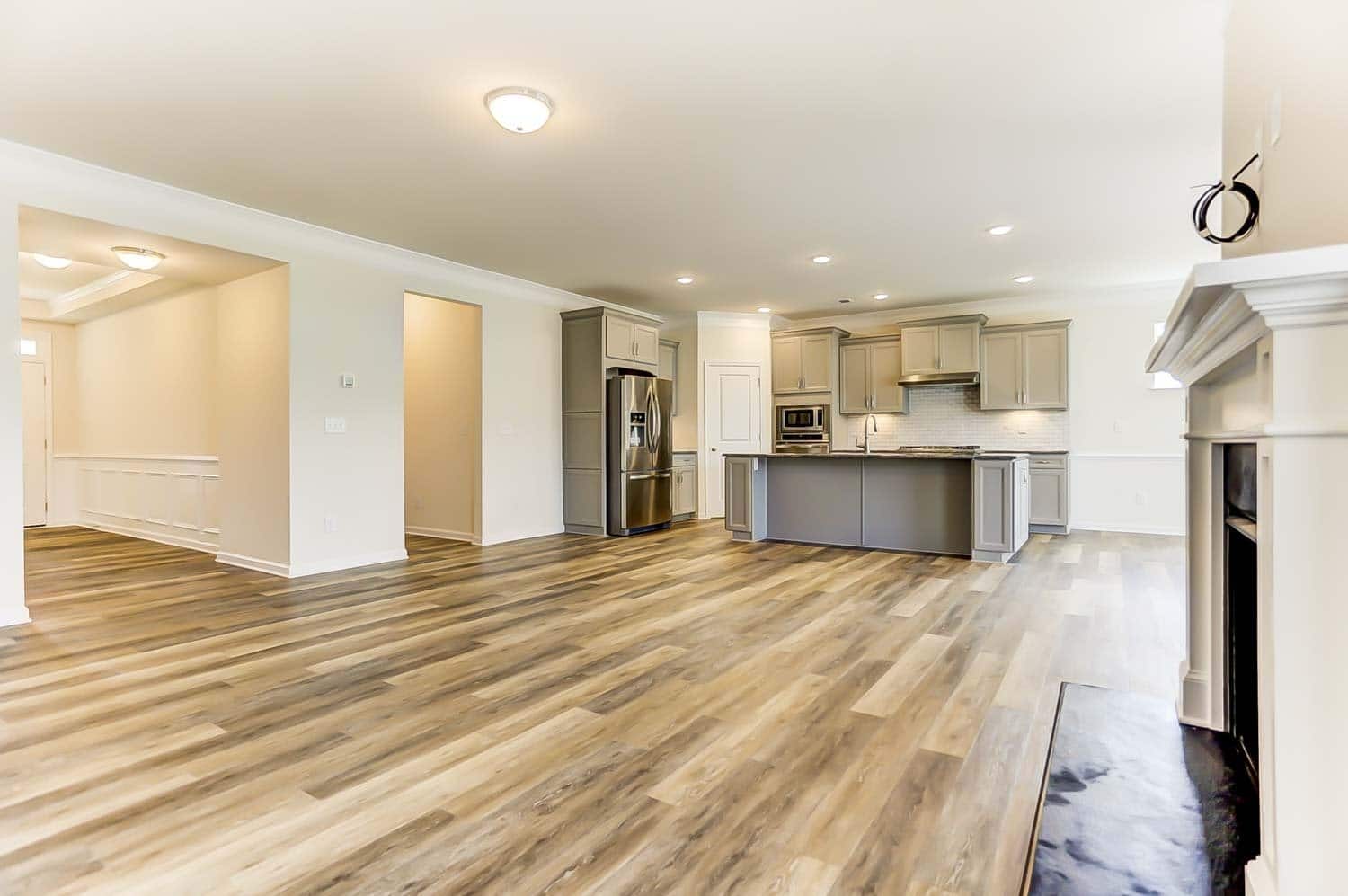 Comprehensive Guide to Using EVP Flooring (Engineered Vinyl Plank)